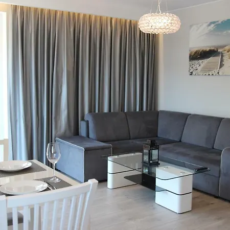 Διαμέρισμα Przy Sosnowym Lesie Dziwnówek