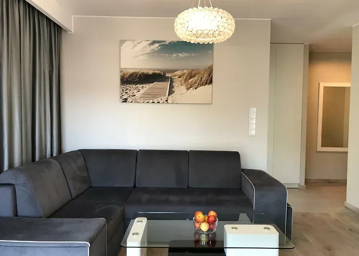 Przy Sosnowym Lesie * Dziwnówek